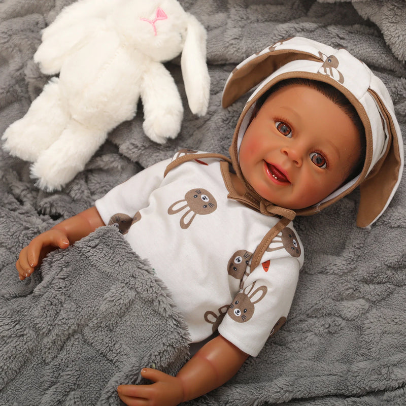 Bebê Reborn Mônica Coelhinha 55cm | Silicone Macio e Realista