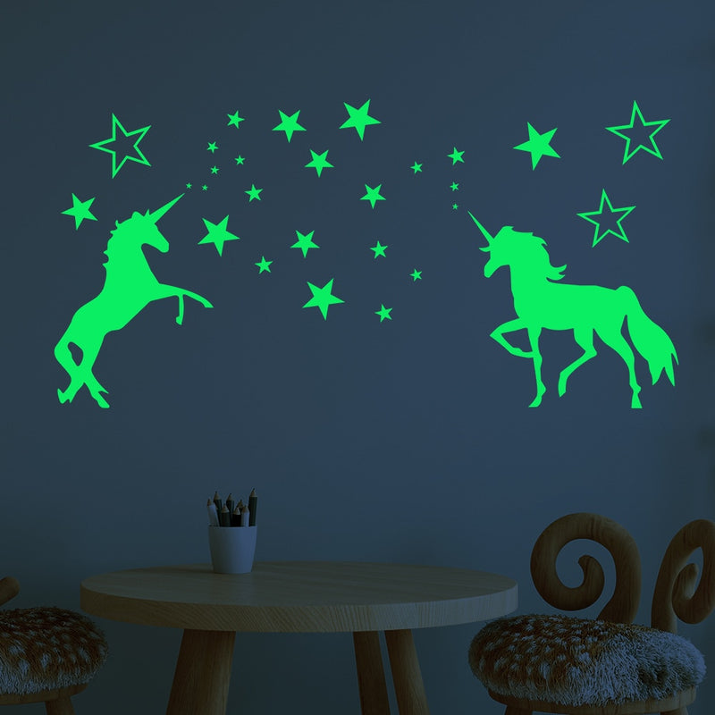 Adesivos de parede 3D Flourescente, decoração de quartos ( Unicórnio, lua, estrelas, planetas, fada)